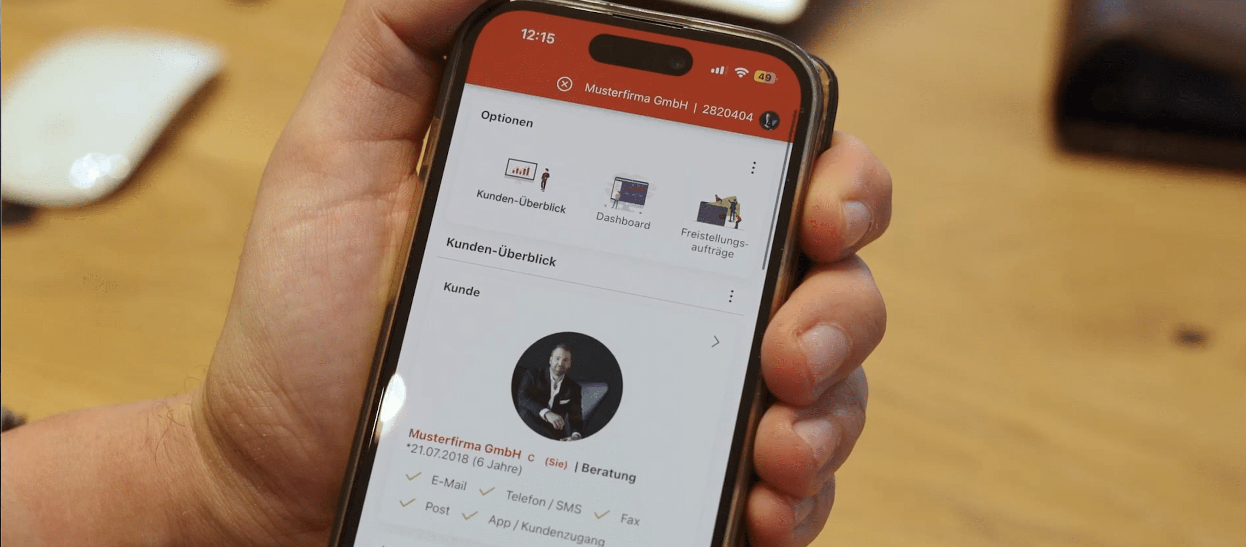 S & C App auf einem Smartphone